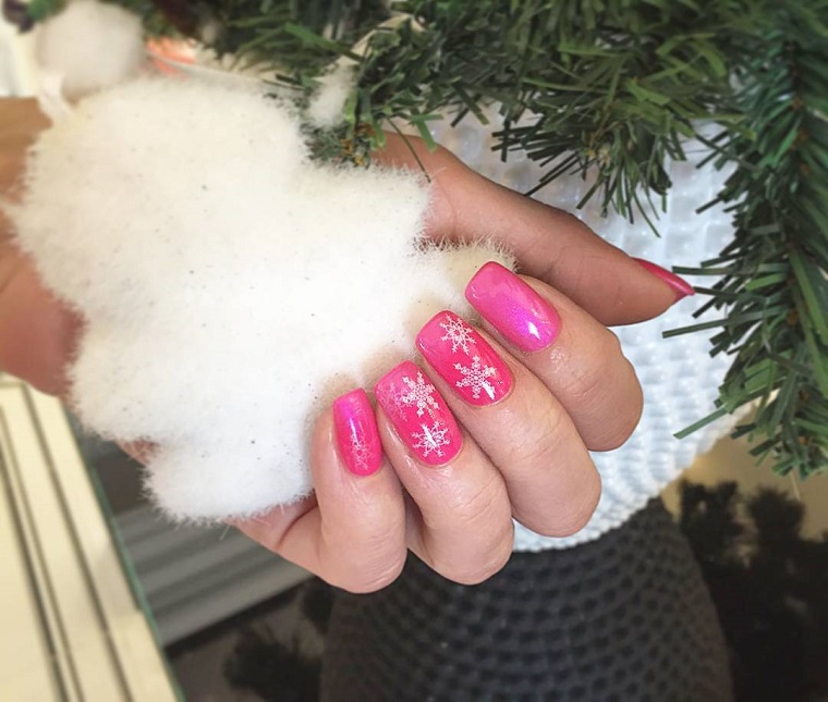 gel-manicure-idea-holidays-christmas