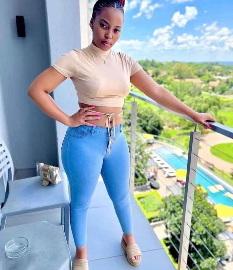 Weekend Dressing Style – A Casual Outfit Ideas for Stylish Ladies