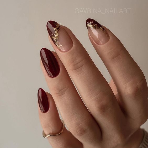 Magical Disney Nail Art: 30+ Enchanting Designs for a Manicure in the Happiest Place on Earth.
